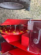 Laden Sie das Bild in den Galerie-Viewer, ERME Knoblauchpflanzmaschine PLMS 3-reihig / GEBRAUCHT, Preis auf Anfrage