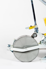 Laden Sie das Bild in den Galerie-Viewer, Bassi Handsämaschine 1-reihig (10/22)